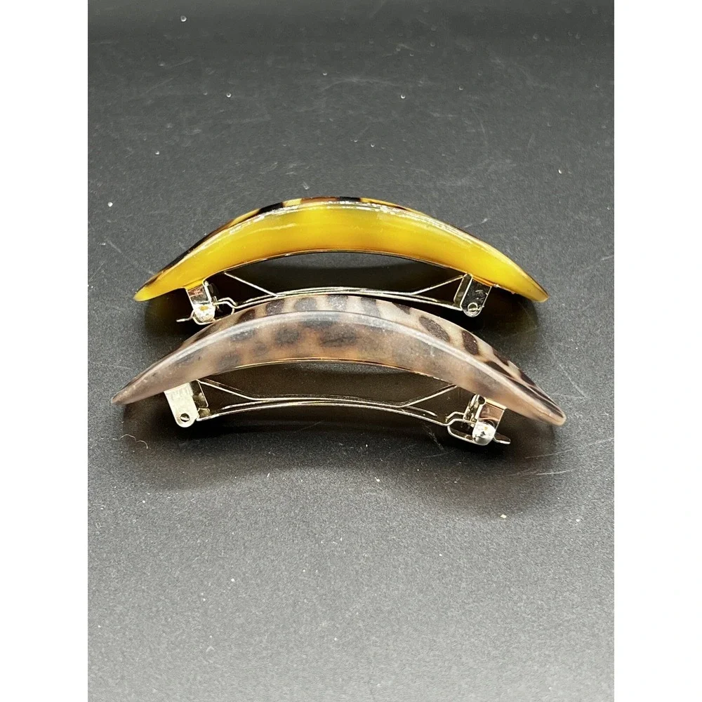 Helfrance barrette hair